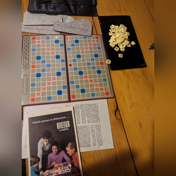 Scrabble Crossword Game Pocket Edition Vintage 1978 in original box. - Picture 6 of 7